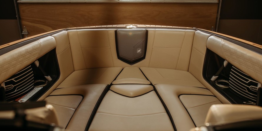 Super Air Nautique G23