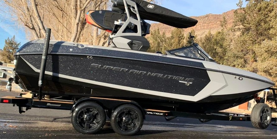Super Air Nautique G23