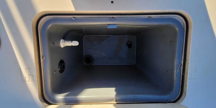 SunCatcher X322 Fish & Cruise