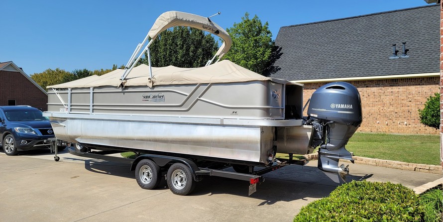 SunCatcher X322 Fish & Cruise