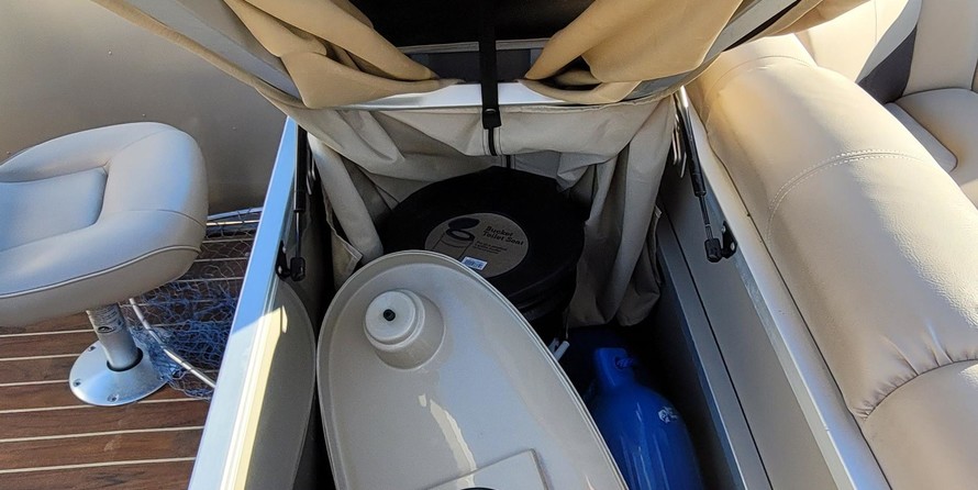 SunCatcher X322 Fish & Cruise