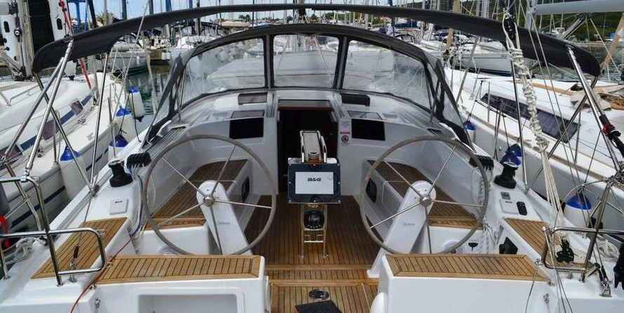 Hanse 415