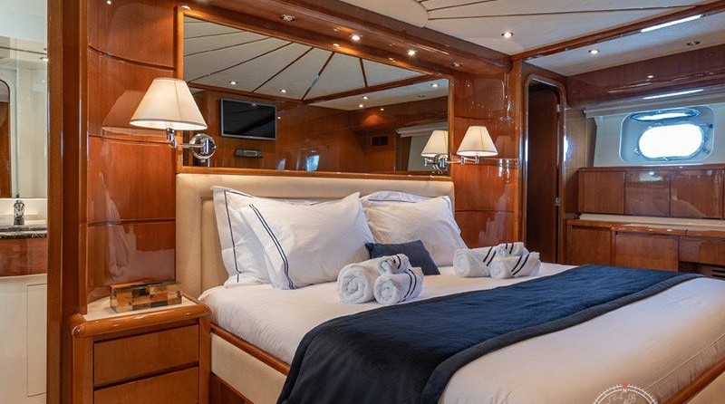 Falcon Yachts 86