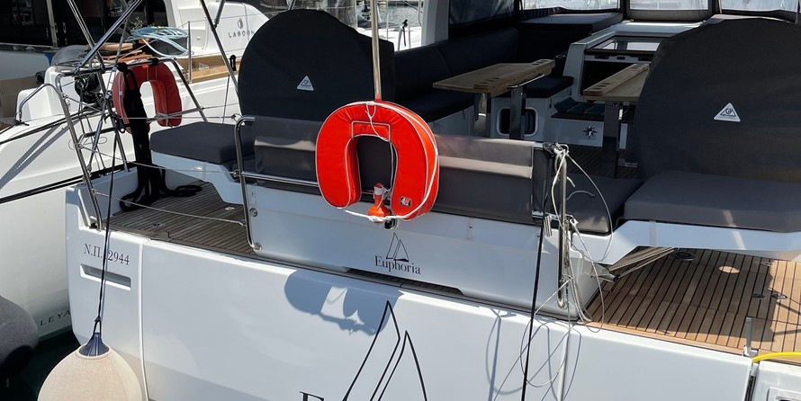 Jeanneau 60