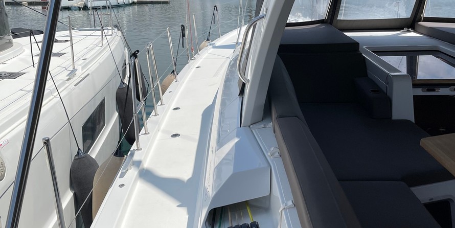 Jeanneau 60