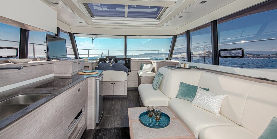 Fountaine Pajot MY 4.S