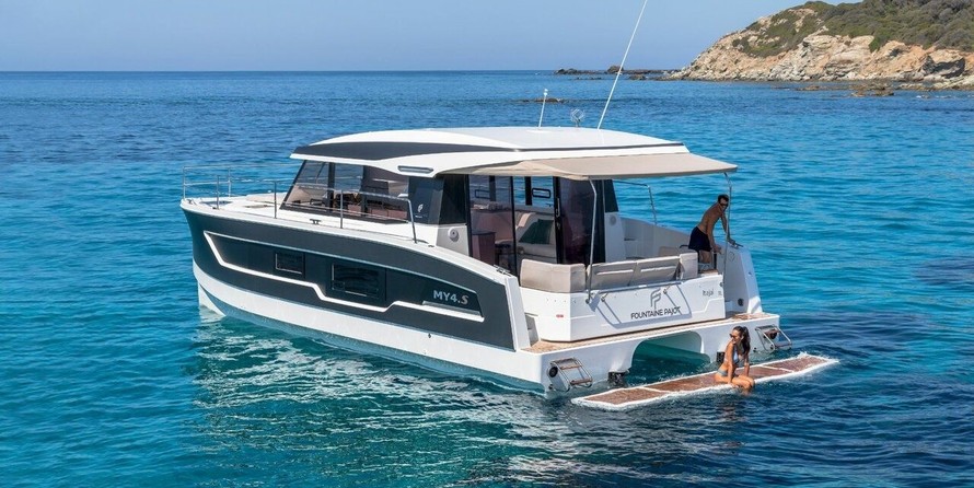 Fountaine Pajot MY 4.S