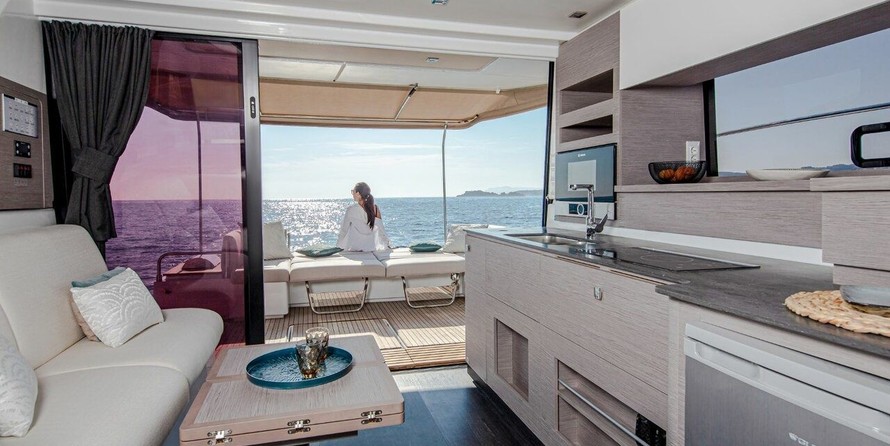 Fountaine Pajot MY 4.S