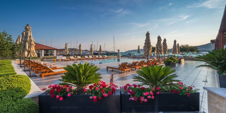 Fountaine Pajot MY 4.S