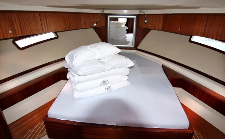 SAS Adriana 44