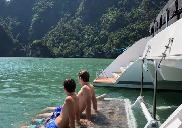 Lagoon 620