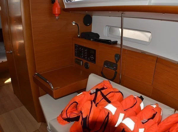 Jeanneau Sun Odyssey 379