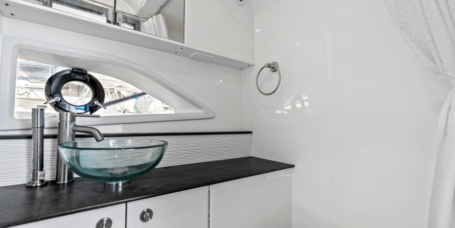 Sea Ray Sundancer 320 OB