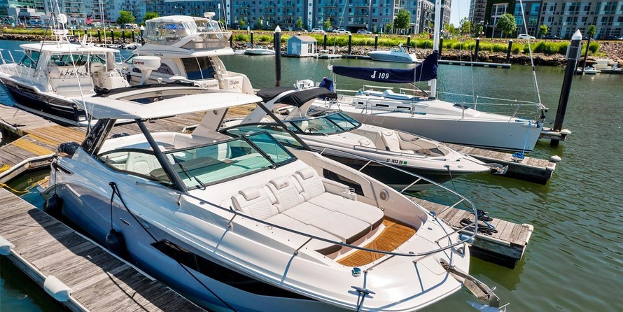 Sea Ray Sundancer 320 OB