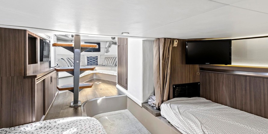 Sea Ray Sundancer 320 OB