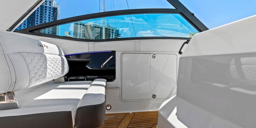 Sea Ray Sundancer 320 OB