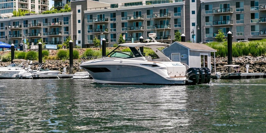 Sea Ray Sundancer 320 OB