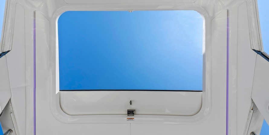 Sea Ray Sundancer 320 OB