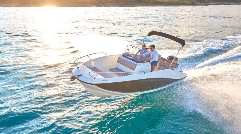 Quicksilver Activ 605 Open