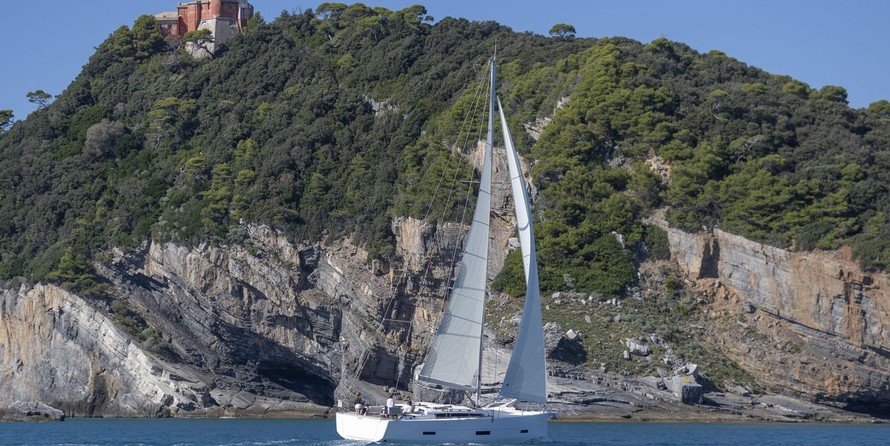 Dufour 430