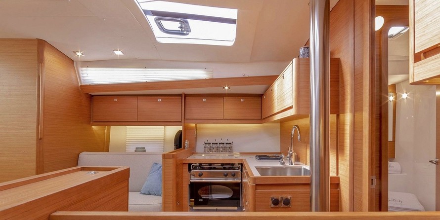 Dufour 430