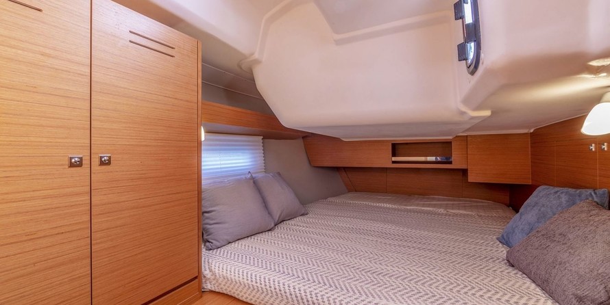 Dufour 430