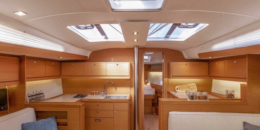 Dufour 430