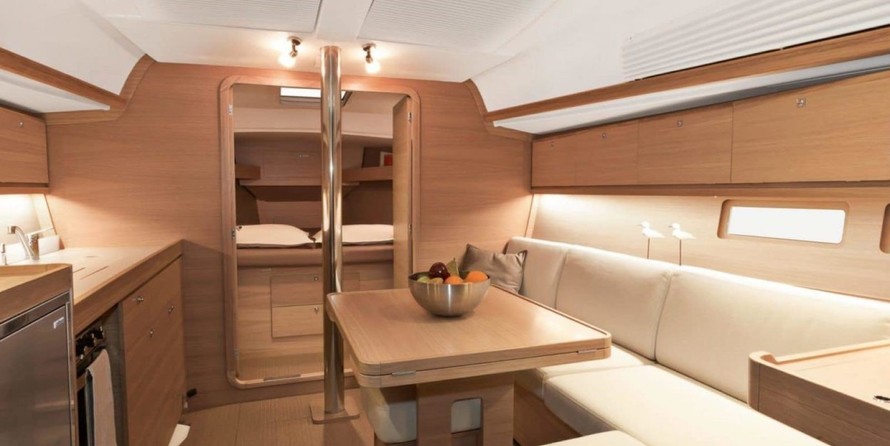 Dufour 382