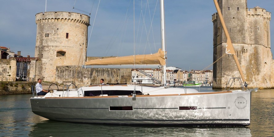 Dufour 382