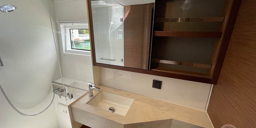 Lagoon 46