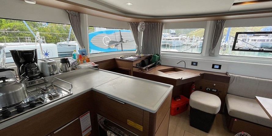 Lagoon 46