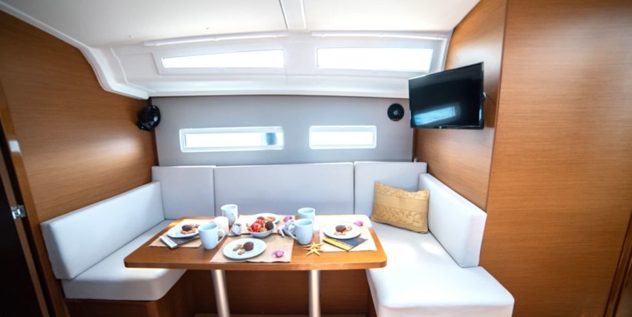 Jeanneau Sun Odyssey 410