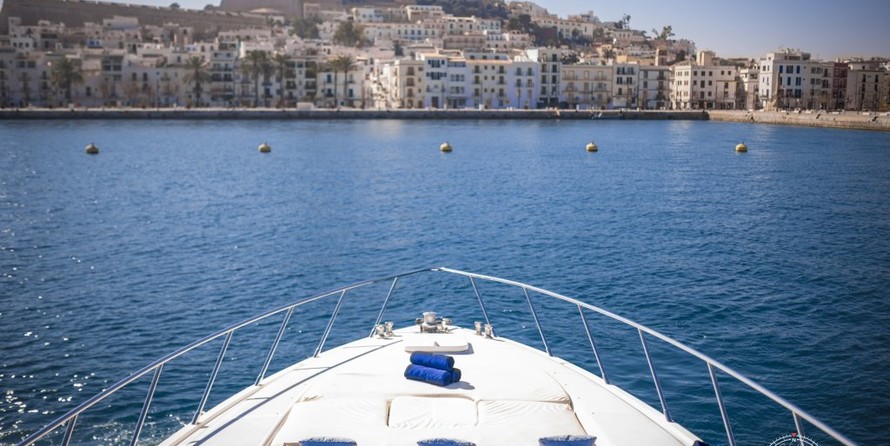 Overmarine Mangusta 72