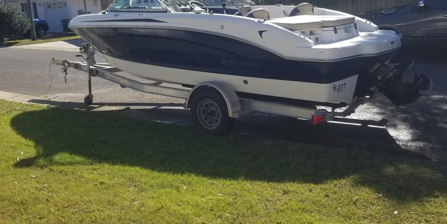 Chaparral 19 H2O Ski & Fish