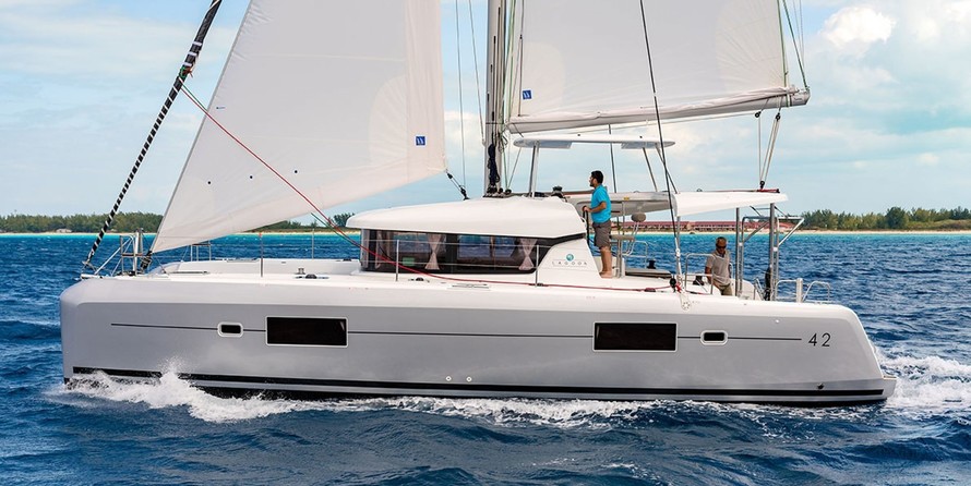 Lagoon 42