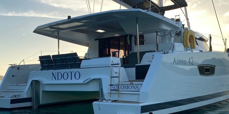 Fountaine Pajot Astréa 42