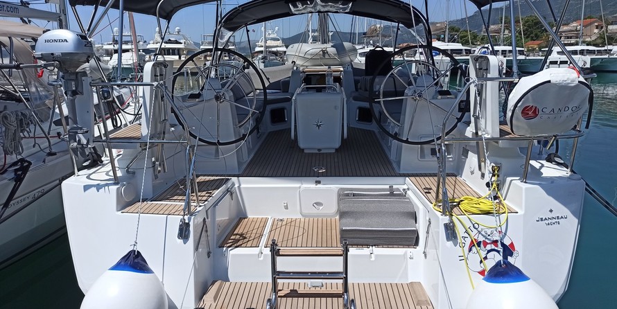 Jeanneau 54