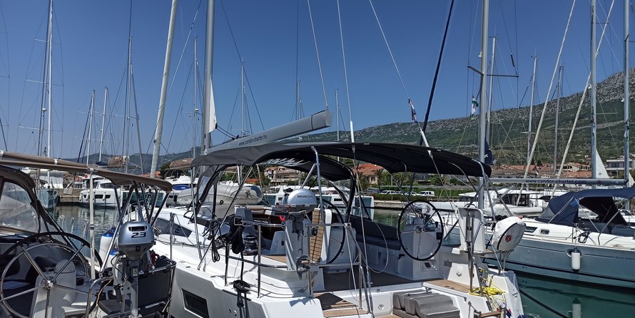 Jeanneau 54
