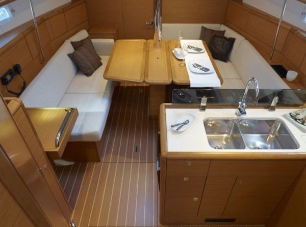 Jeanneau Sun Odyssey 389