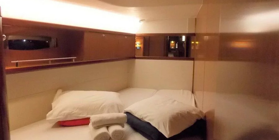 Oceanis 54 - 4 + 1 cab.