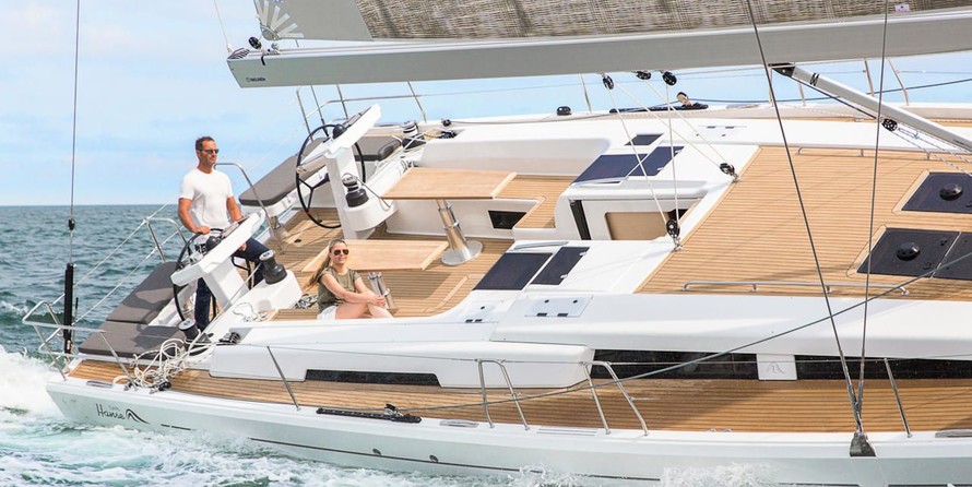 Hanse 548
