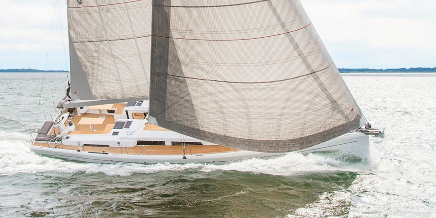 Hanse 548