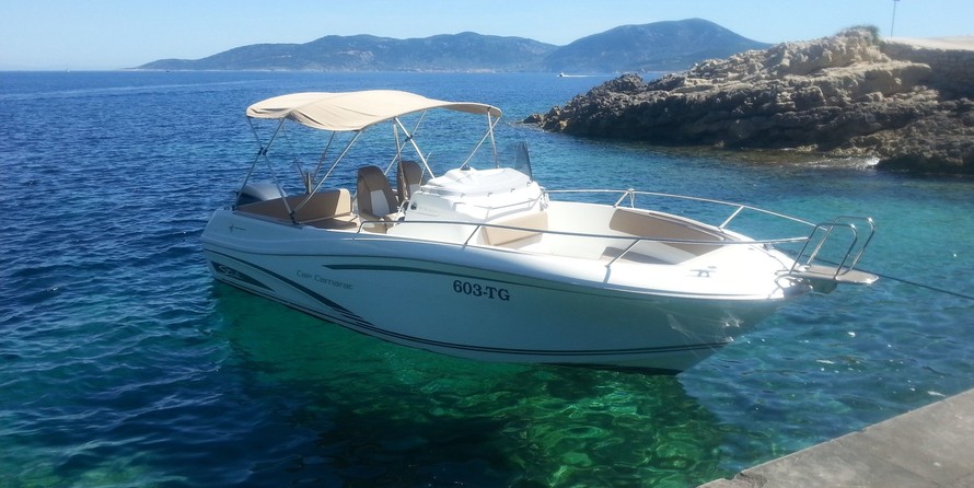 Jeanneau Cap Camarat 7.5 CC