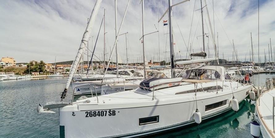 Beneteau Oceanis 46.1