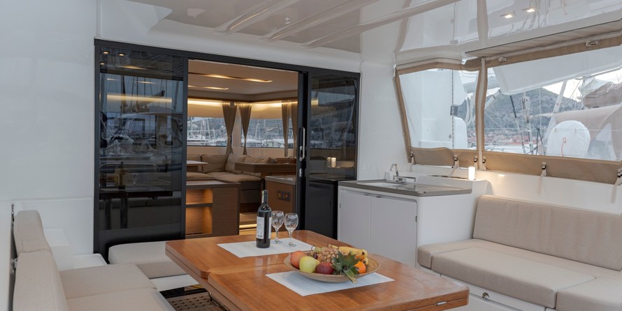 Lagoon 50