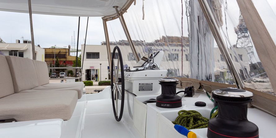 Lagoon 50