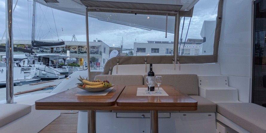 Lagoon 50
