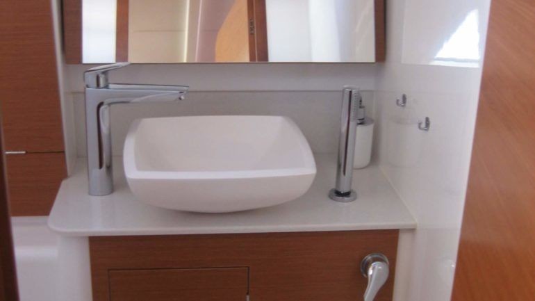 Dufour 382
