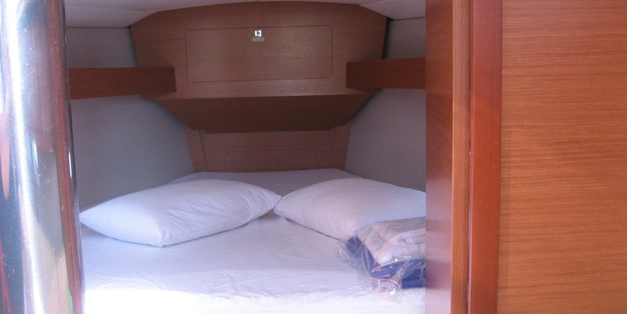 Dufour 382