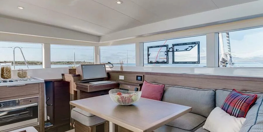 Lagoon 40